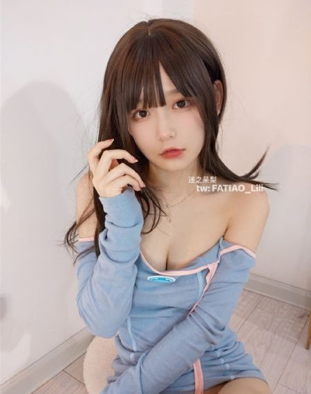 国产喷水1区2区3区咪咪爱av_字幕高清版在线观看